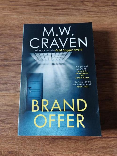 Thriller • M.W. Craven - Brandoffer, Boeken, Thrillers, Zo goed als nieuw, Ophalen of Verzenden