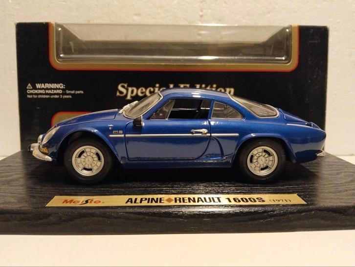 Renault Alpine 1600 A110 blauw Maisto metal 1:18 KRD, Hobby en Vrije tijd, Modelauto's | 1:18, Zo goed als nieuw, Auto, Maisto