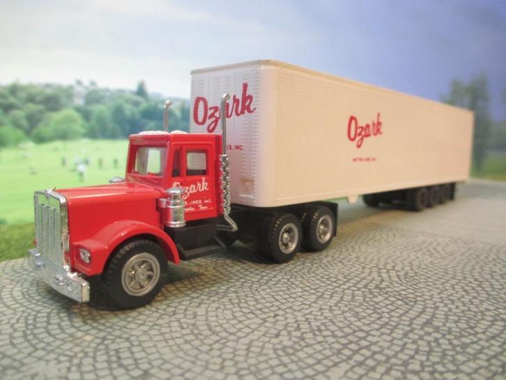 Kenworth semi Ozark - Herpa NU € 6,50 USA, Hobby en Vrije tijd, Modelauto's | 1:87, Gebruikt, Ophalen of Verzenden