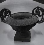 gietijzeren bloempot met oren, Tuin en Terras, Overige materialen, Gebruikt, Rond, Tuin