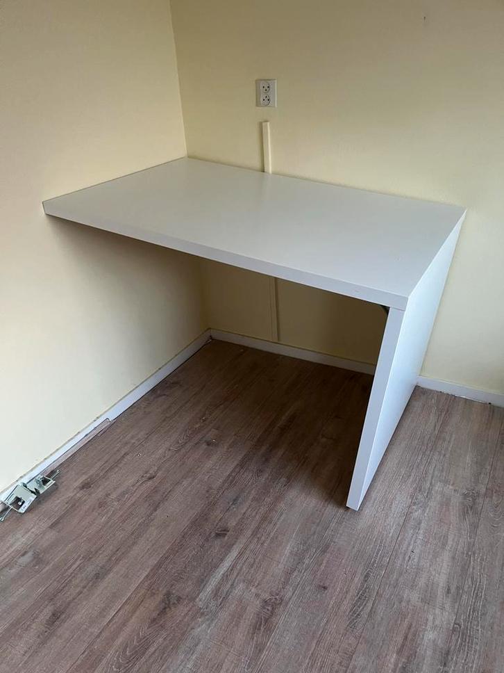Bureau voor Kallax Vakkenkast IKEA, Huis en Inrichting, Bureaus, Zo goed als nieuw, Bureau, Ophalen