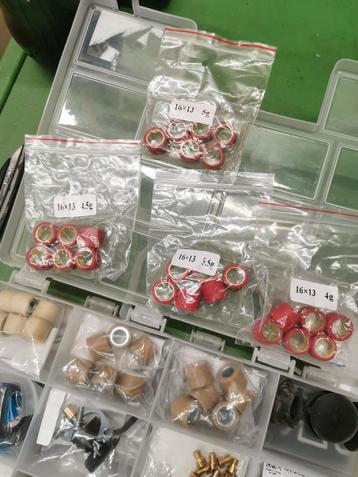 [nieuw] Rollen / rolletjes voor scooter. GY6 / Sym / etc beschikbaar voor biedingen