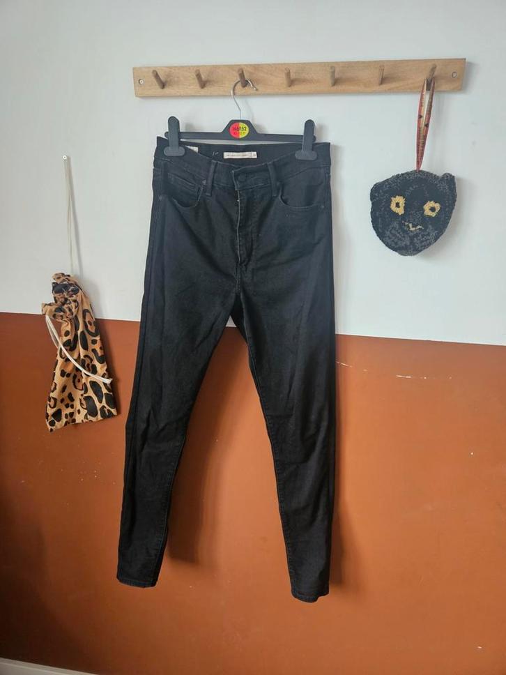 Levi's mile high Super Skinny Zwart Grijs 28/32, Kinderen en Baby's, Kinderkleding | Maat 140, Zo goed als nieuw, Meisje, Broek