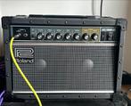 Roland JC-22 combo + Boss FS6 footswitch, Muziek en Instrumenten, Versterkers | Bas en Gitaar, Ophalen, Zo goed als nieuw, Minder dan 50 watt