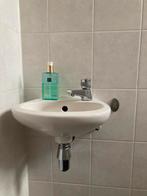 Fontein met kraan €15, Huis en Inrichting, Badkamer | Badkamermeubels, Ophalen, Minder dan 50 cm, Gebruikt, Minder dan 100 cm