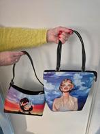 Marilyn Monroe / 2 Tassen Nieuwstaat, Sieraden, Tassen en Uiterlijk, Ophalen of Verzenden, Zo goed als nieuw