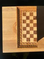 Houten Schaakspel Reisspel uit Indonesië, Een of twee spelers, Ophalen of Verzenden, Nieuw, Reisspel
