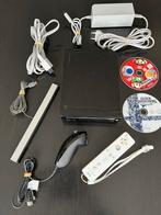 Nintendo wii met 2 Mario spellen, Spelcomputers en Games, Ophalen of Verzenden, Zo goed als nieuw, Met 1 controller, Met games