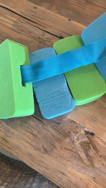 Zwemgordel decathlon beschikbaar voor biedingen