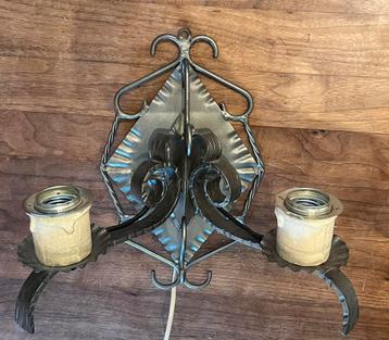 Vintage smeedijzeren wandlamp jaren ’50 rustiek mid-century beschikbaar voor biedingen
