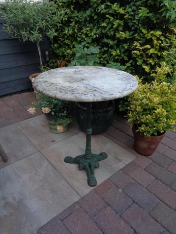 Tuintafel met Gietijzeren Poot en Marmeren Blad ** Mimosa ** beschikbaar voor biedingen