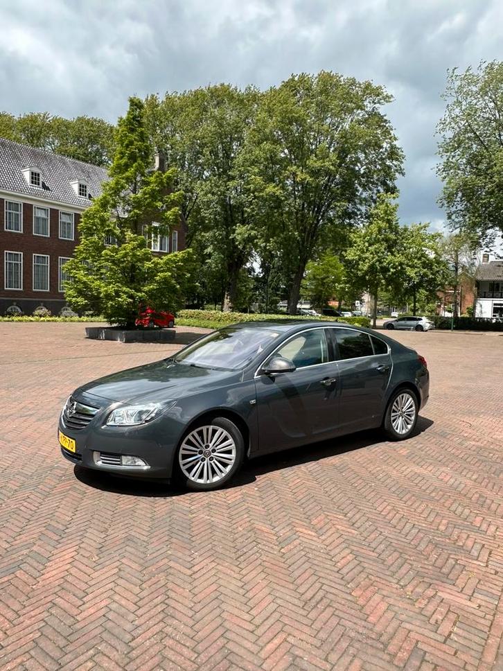 Opel Insignia 1.4 Turbo 103KW 5-DRS 2013 Grijs, Auto's, Opel, Bedrijf, Insignia, ABS, Airbags, Airconditioning, Bluetooth, Centrale vergrendeling