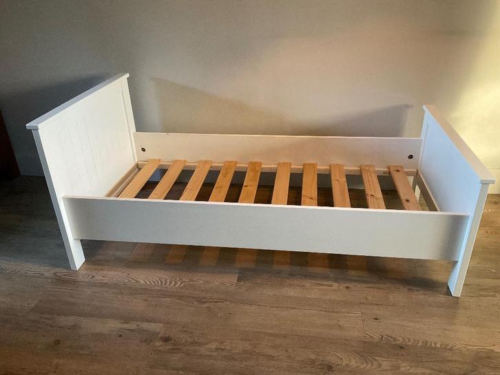 Juniorbed 70x150 cm wit, Kinderen en Baby's, Kinderkamer | Bedden, Gebruikt, 140 tot 160 cm, 70 tot 85 cm, Lattenbodem, Matras