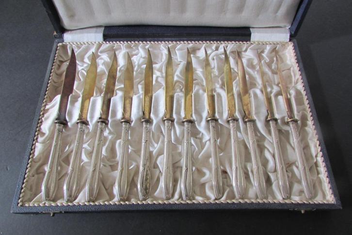 12 antieke 800 zilveren fruitmesjes, Antiek en Kunst, Antiek | Goud en Zilver, Zilver, Ophalen of Verzenden