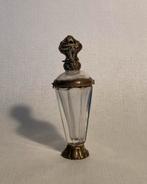 Antiek parfumflesje van kristal met sterling zilver, Antiek en Kunst, Antiek | Glas en Kristal, Ophalen of Verzenden