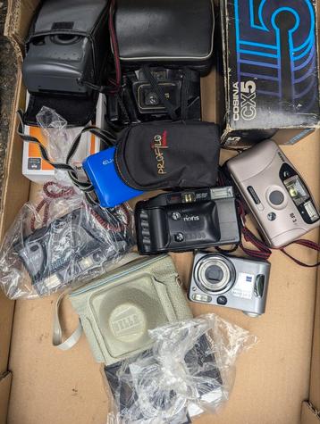 12 camera's beschikbaar voor biedingen