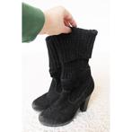 Mooie Suede Laarsjes 2 (Maat 39) € 25,-, Kleding | Dames, Schoenen, Zwart, Lage of Enkellaarzen, Ophalen of Verzenden, Zo goed als nieuw