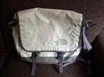 North Face tas wit veel vakken en ritsen, Sieraden, Tassen en Uiterlijk, Tassen | Schoudertassen, Ophalen of Verzenden, Zo goed als nieuw