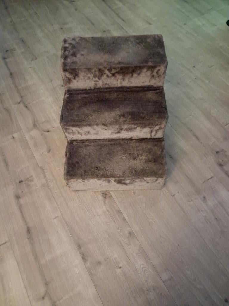 Hondentrapje, Dieren en Toebehoren, Honden-accessoires, Ophalen, Zo goed als nieuw