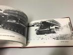 Janes Pocket book 4 Modern tanks and AFV Foss, Boeken, Ophalen of Verzenden, Gelezen, Landmacht