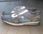 Michael kors schoenen grijs leer reflecterende details, Ophalen of Verzenden, Sneakers of Gympen, Gedragen, Overige kleuren