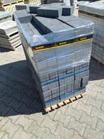 Donkere betonklinkers met mooie bruine gloed - slechts €15, Klinkers, Ophalen of Verzenden, Zo goed als nieuw, 10 m² of meer