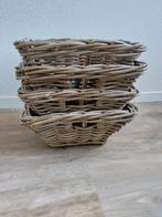 4 Byholma manden Ikea, Huis en Inrichting, Woonaccessoires | Schalen en Manden, Mand, Vierkant, Ophalen of Verzenden, Zo goed als nieuw