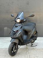 PIAGGIO ZIP 4T 3V 2020 BROM FULL OPTION MAT ZWART, Ophalen, Maximaal 45 km/u, Zip, Zo goed als nieuw