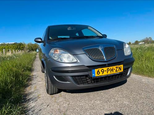 Lancia Ypsilon 1.2 2004 Grijs, Auto's, Lancia, Bedrijf, Ypsilon, Benzine, B, Hatchback, Handgeschakeld, Origineel Nederlands, Zilver of Grijs