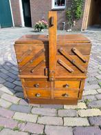 Eiken naaibox, Antiek en Kunst, Ophalen