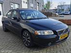 Volvo S60 2.4 170pk 5-cil AUTOMAAT Drivers Edition Volleder, Auto's, S60, Zwart, 2435 cc, 1600 kg