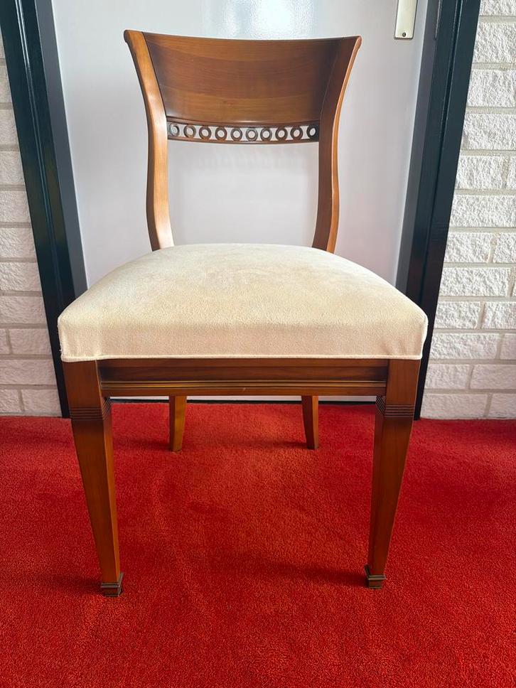 Mooie houten stoel met stoffen zitting, Huis en Inrichting, Stoelen, Zo goed als nieuw, Eén, Hout, Bruin, Ophalen