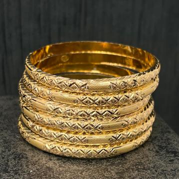 18 karaat gouden armbanden marrokaans slavenarmband beschikbaar voor biedingen