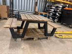 Kinder picknicktafel gebruikt, stalen onderstellen, Ophalen, Zo goed als nieuw, Rechthoekig, Hout