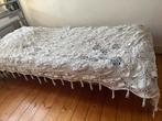 Vintage sprei, gehaakt voor éénpersoonsbed, Huis en Inrichting, Slaapkamer | Beddengoed, Ophalen, Gebruikt, Eenpersoons, Overige typen