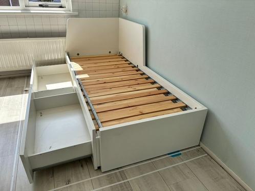 Ikea Flekke uitschuifbed uitschuifbaar bed, Huis en Inrichting, Slaapkamer | Bedden, Zo goed als nieuw, Eenpersoons, 200 cm, Hout