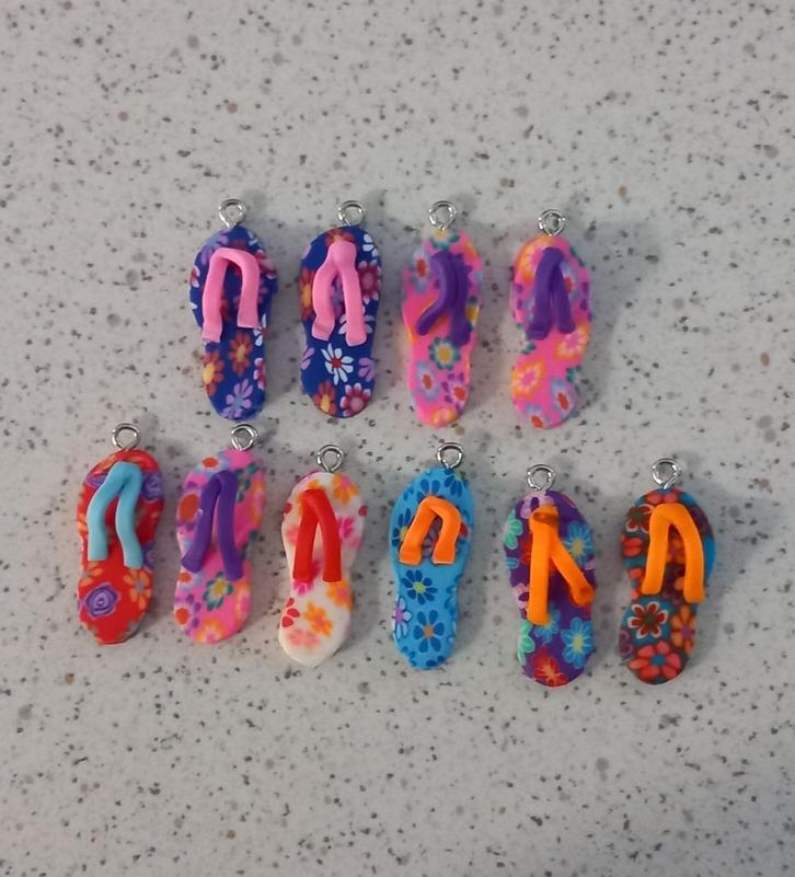 Teenslippers bedels "nieuw", Hobby en Vrije tijd, Kralen en Sieraden maken, Nieuw, Bedel, Ophalen of Verzenden