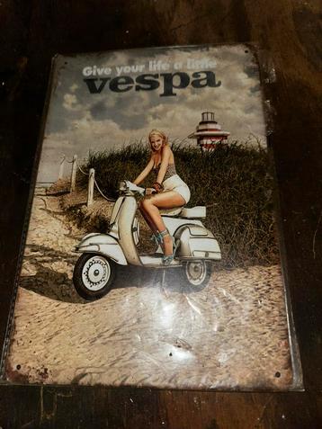 Leuk ijzeren bordje van vespa beschikbaar voor biedingen