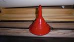 rood emaille trechtertje met bies, doorsnee 11cm, Antiek en Kunst, Antiek | Emaille, Ophalen of Verzenden
