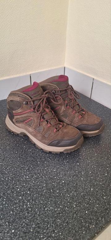 Hi-Tec Wandelschoenen Dames Maat 39 beschikbaar voor biedingen