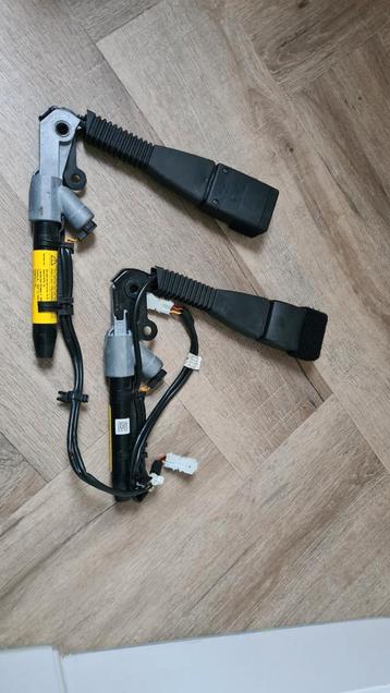 Gordelspanner bmw x5 305537010ac 305536910ac links en rechts beschikbaar voor biedingen