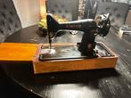 Singer Naaimachine 1959 met Koffer, Antiek en Kunst, Antiek | Naaimachines, Ophalen of Verzenden