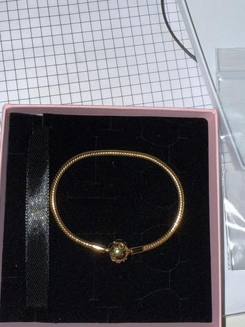 Pandora armband goud maat 17 beschikbaar voor biedingen