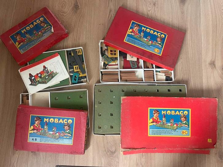 Vintage Mobaco bouwdozen – Doos A, AB, BC en CD, Antiek en Kunst, Antiek | Speelgoed, Ophalen of Verzenden