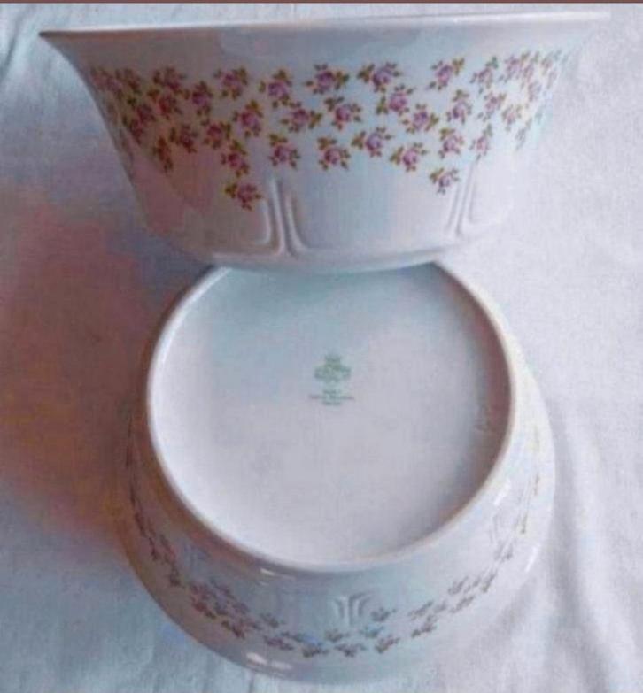 Vintage Graf von Henneberg Jimenau diepe schalen roze roosje, Antiek en Kunst, Antiek | Schalen, Ophalen of Verzenden