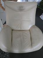 Gratis af te halen wit leren fauteuil gebruikerssporen, Ophalen, Gebruikt