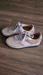 Mooie sneakers van Zara in maat 38 (NIEUW), Zara, Nieuw, Ophalen of Verzenden, Sneakers of Gympen
