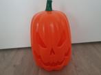 Halloween pompoen kunststof 34cm, Ophalen of Verzenden, Zo goed als nieuw, Feestartikel, Halloween of Griezel