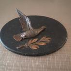 Vredesduif met tak op ovaal, Antiek en Kunst, Ophalen of Verzenden