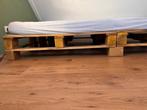 Palletbed, geschuurd en gelakt. Eenvoudig te (de-)monteren, Huis en Inrichting, Ophalen, Eenpersoons, Hout, 140 cm
